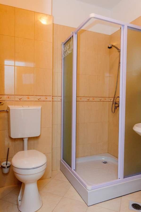 דובה Apartments Ljuba מראה חיצוני תמונה