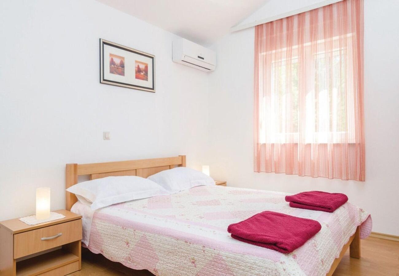 דובה Apartments Ljuba מראה חיצוני תמונה