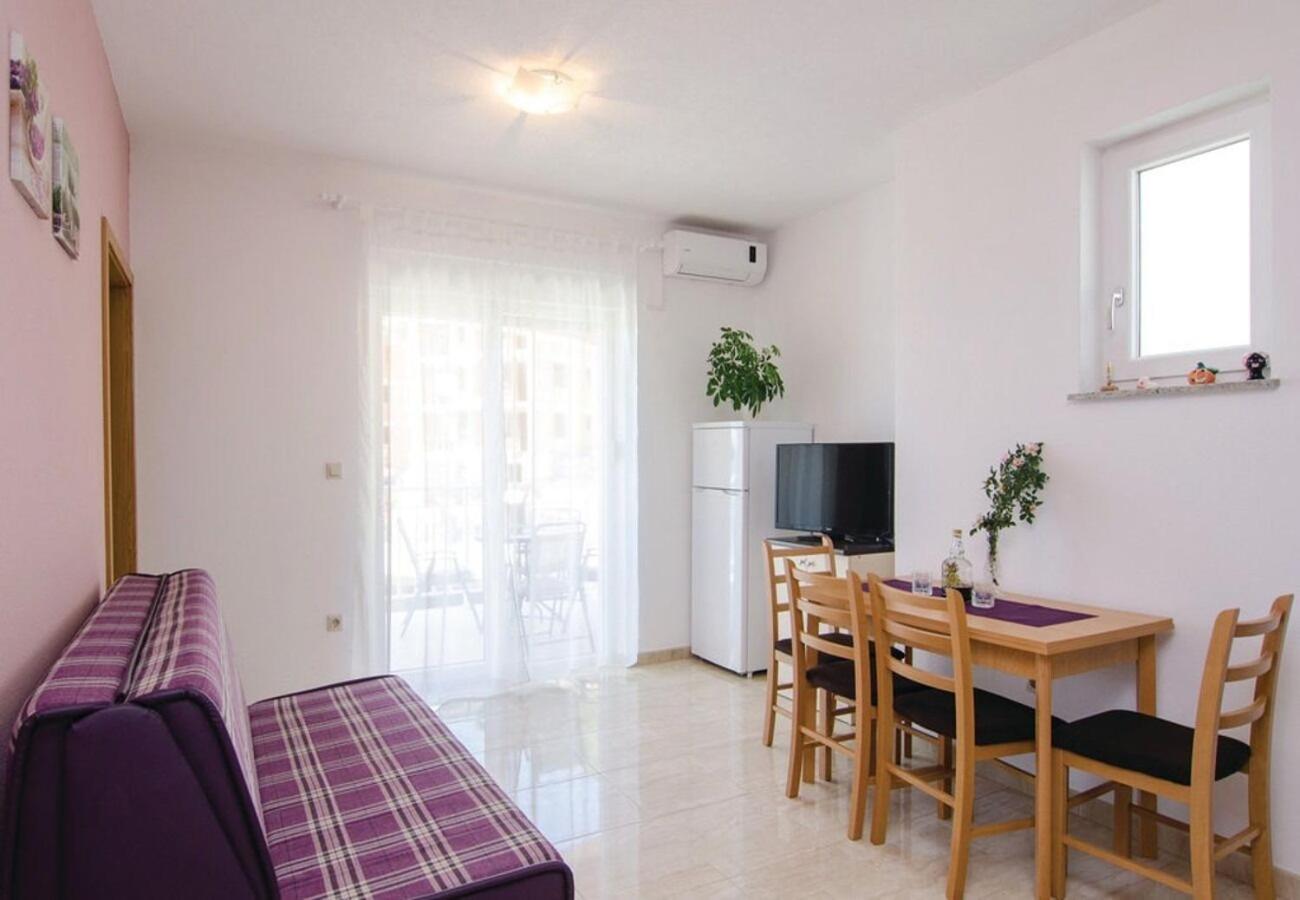 דובה Apartments Ljuba מראה חיצוני תמונה