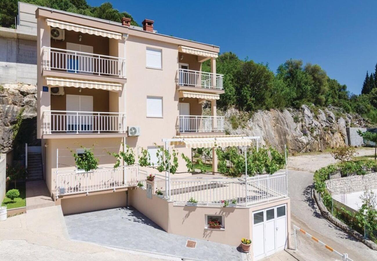 דובה Apartments Ljuba מראה חיצוני תמונה