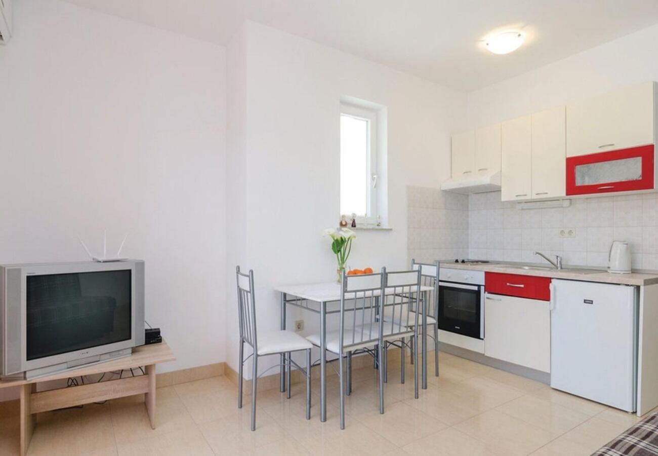 דובה Apartments Ljuba מראה חיצוני תמונה